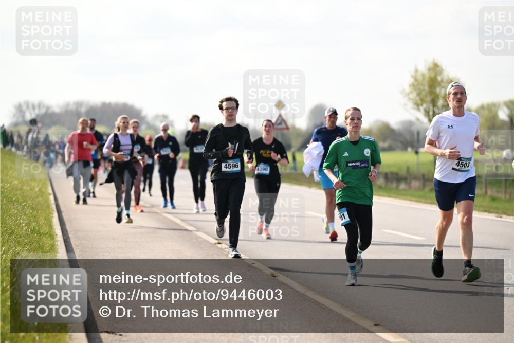 12.04.2026 - 45. Internationalen Wilhelmsburger Insellauf Dr. Thomas Lammeyer http://msf.ph/oto/9446003 12.04.2026 10:25:08 Laufen 4596, 4390, 101, 4503 meine-sportfotos.de
