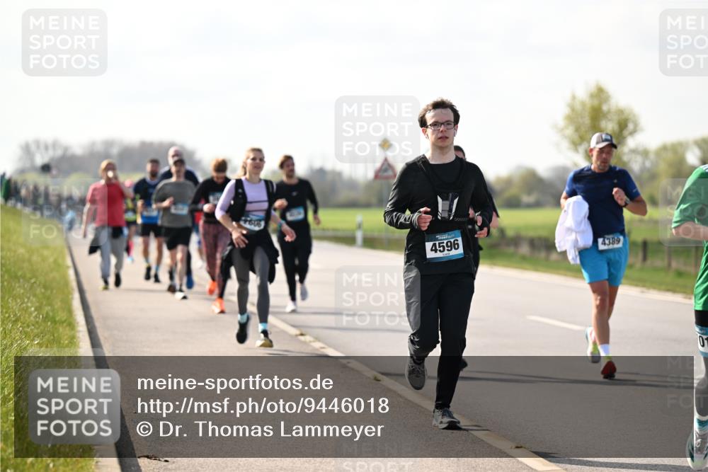 12.04.2026 - 45. Internationalen Wilhelmsburger Insellauf Dr. Thomas Lammeyer http://msf.ph/oto/9446018 12.04.2026 10:25:10 Laufen 4596, 4389, 01 meine-sportfotos.de