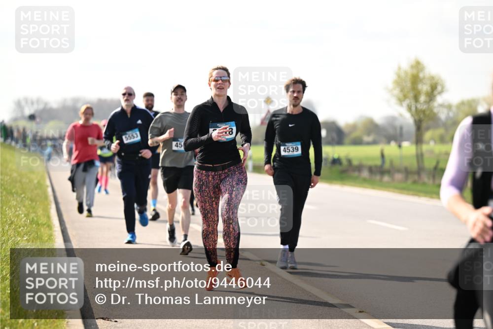 12.04.2026 - 45. Internationalen Wilhelmsburger Insellauf Dr. Thomas Lammeyer http://msf.ph/oto/9446044 12.04.2026 10:25:14 Laufen 5553, 45, 4539 meine-sportfotos.de