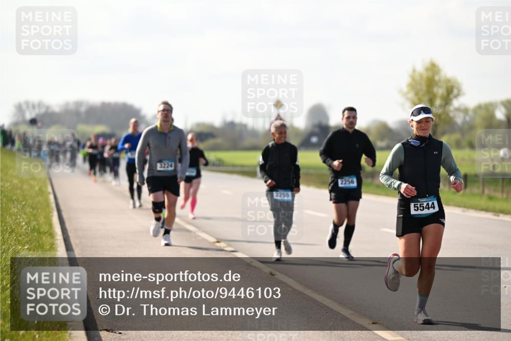 12.04.2026 - 45. Internationalen Wilhelmsburger Insellauf Dr. Thomas Lammeyer http://msf.ph/oto/9446103 12.04.2026 10:25:30 Laufen 2256, 5544 meine-sportfotos.de