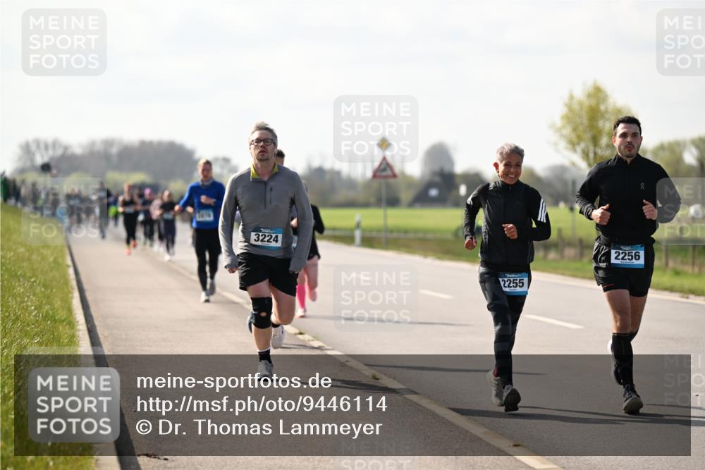 12.04.2026 - 45. Internationalen Wilhelmsburger Insellauf Dr. Thomas Lammeyer http://msf.ph/oto/9446114 12.04.2026 10:25:31 Laufen 3224, 2255, 2256 meine-sportfotos.de
