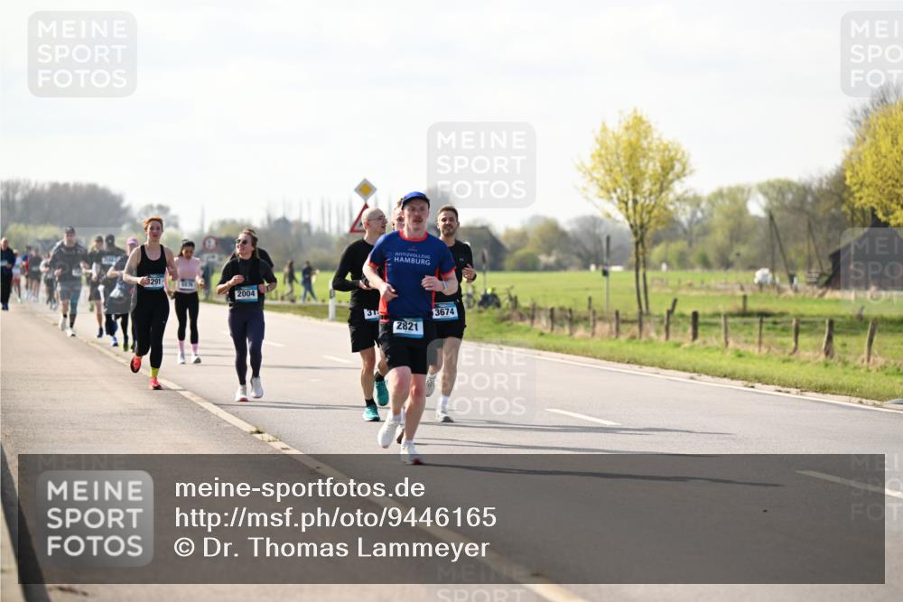 12.04.2026 - 45. Internationalen Wilhelmsburger Insellauf Dr. Thomas Lammeyer http://msf.ph/oto/9446165 12.04.2026 10:25:41 Laufen 291, 3574, 2004, 31, 2821, 3674 meine-sportfotos.de