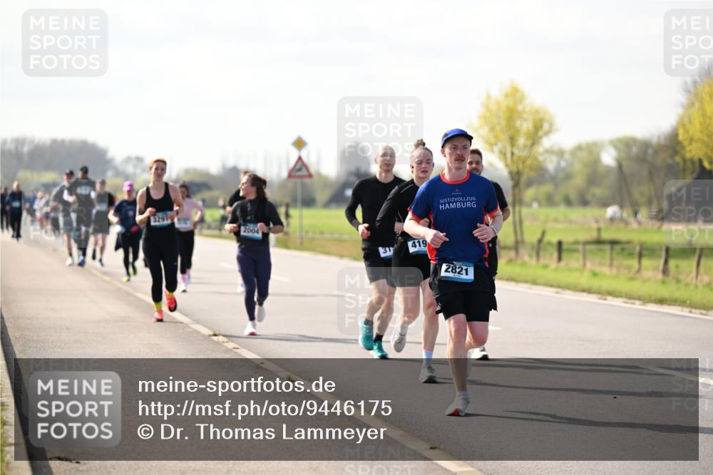12.04.2026 - 45. Internationalen Wilhelmsburger Insellauf Dr. Thomas Lammeyer http://msf.ph/oto/9446175 12.04.2026 10:25:43 Laufen 2004, 419, 31, 2821 meine-sportfotos.de