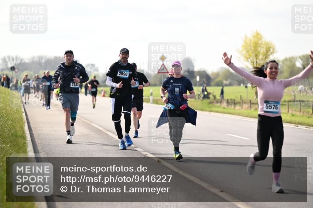 12.04.2026 - 45. Internationalen Wilhelmsburger Insellauf Dr. Thomas Lammeyer http://msf.ph/oto/9446227 12.04.2026 10:25:51 Laufen 3183, 2598, 2055, 5576 meine-sportfotos.de