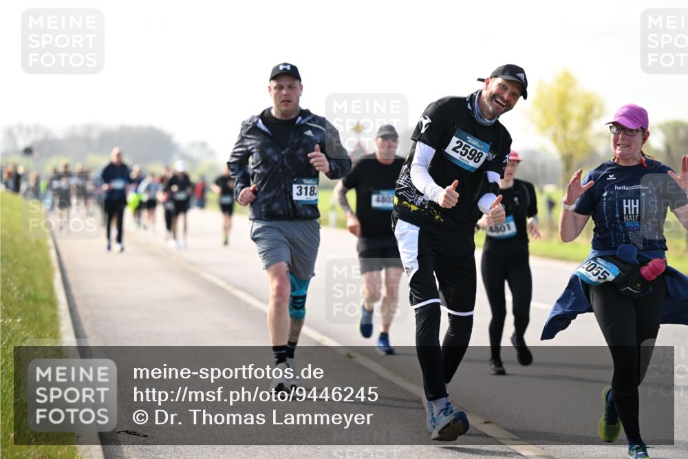 12.04.2026 - 45. Internationalen Wilhelmsburger Insellauf Dr. Thomas Lammeyer http://msf.ph/oto/9446245 12.04.2026 10:25:54 Laufen 318, 2598, 2055 meine-sportfotos.de