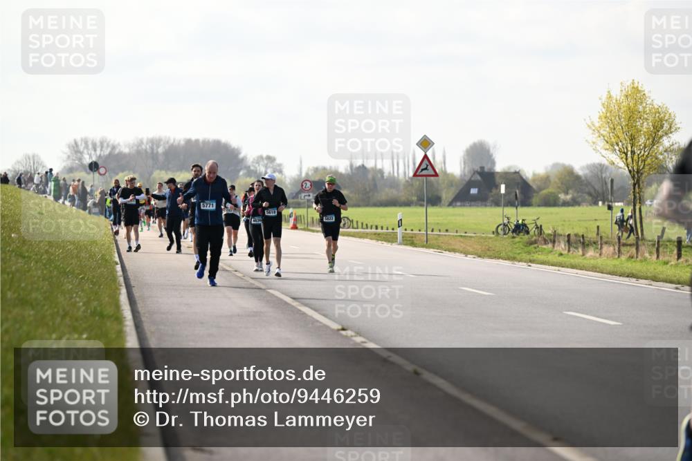 12.04.2026 - 45. Internationalen Wilhelmsburger Insellauf Dr. Thomas Lammeyer http://msf.ph/oto/9446259 12.04.2026 10:25:57 Laufen 5771, 5618, 2, 5822 meine-sportfotos.de