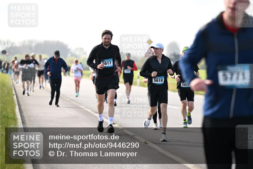 12.04.2026 - 45. Internationalen Wilhelmsburger Insellauf Dr. Thomas Lammeyer http://msf.ph/oto/9446290 12.04.2026 10:26:05 Laufen 5617, 5618, 5771, 5822 meine-sportfotos.de