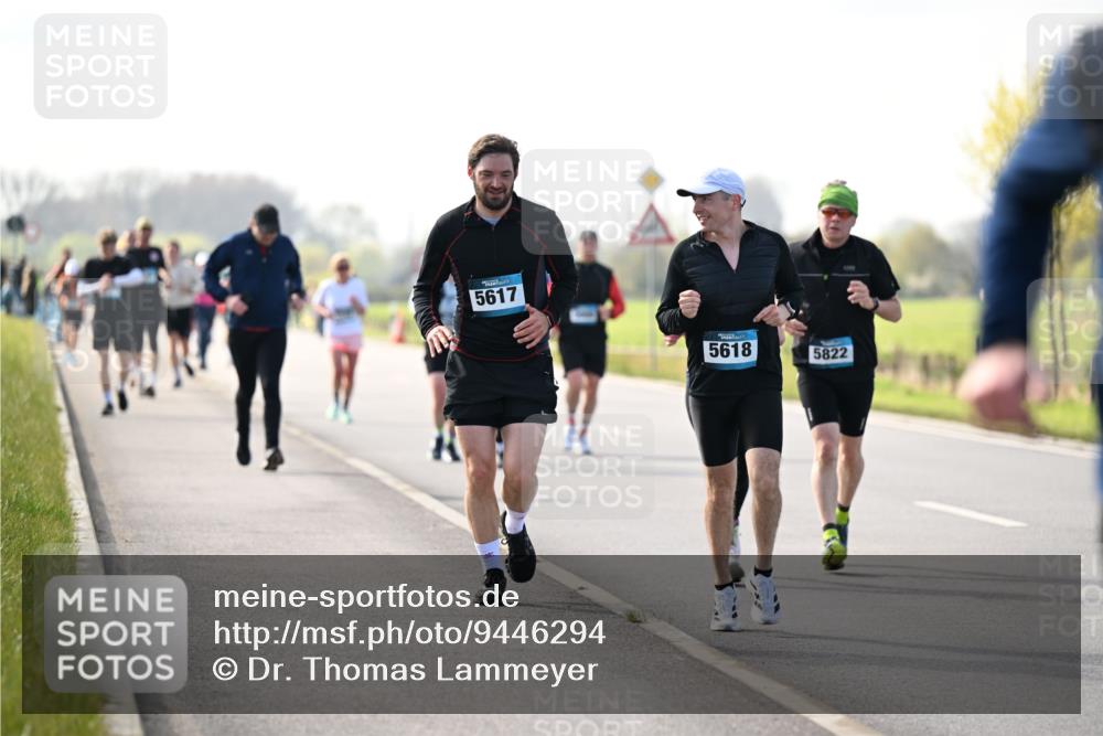 12.04.2026 - 45. Internationalen Wilhelmsburger Insellauf Dr. Thomas Lammeyer http://msf.ph/oto/9446294 12.04.2026 10:26:06 Laufen 5617, 5618, 5822 meine-sportfotos.de