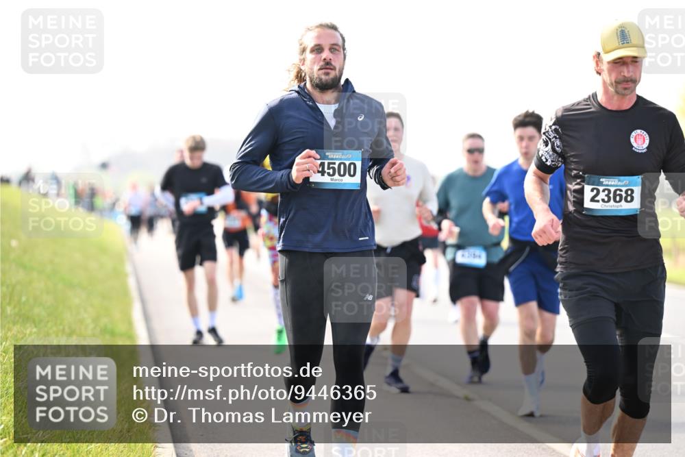 12.04.2026 - 45. Internationalen Wilhelmsburger Insellauf Dr. Thomas Lammeyer http://msf.ph/oto/9446365 12.04.2026 10:26:21 Laufen 4500, 2368 meine-sportfotos.de