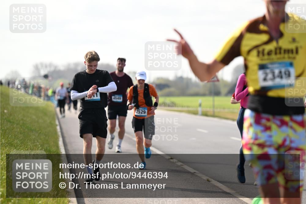 12.04.2026 - 45. Internationalen Wilhelmsburger Insellauf Dr. Thomas Lammeyer http://msf.ph/oto/9446394 12.04.2026 10:26:26 Laufen 4549, 2529, 2349 meine-sportfotos.de