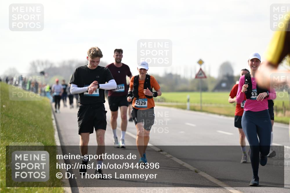 12.04.2026 - 45. Internationalen Wilhelmsburger Insellauf Dr. Thomas Lammeyer http://msf.ph/oto/9446396 12.04.2026 10:26:27 Laufen 549, 2529, 33 meine-sportfotos.de