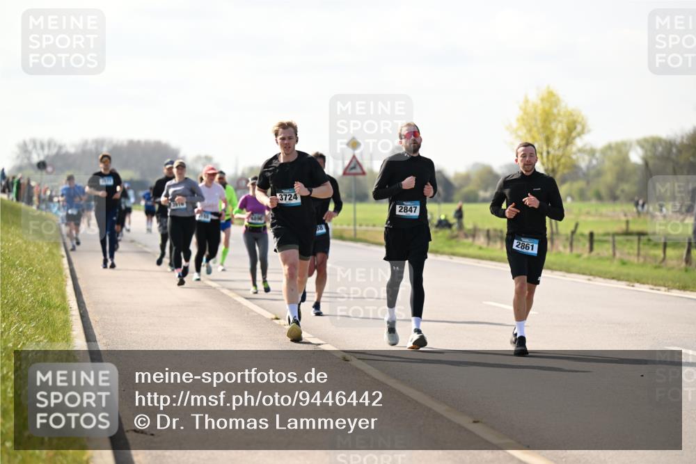 12.04.2026 - 45. Internationalen Wilhelmsburger Insellauf Dr. Thomas Lammeyer http://msf.ph/oto/9446442 12.04.2026 10:26:41 Laufen 3724, 38, 2847, 2861 meine-sportfotos.de