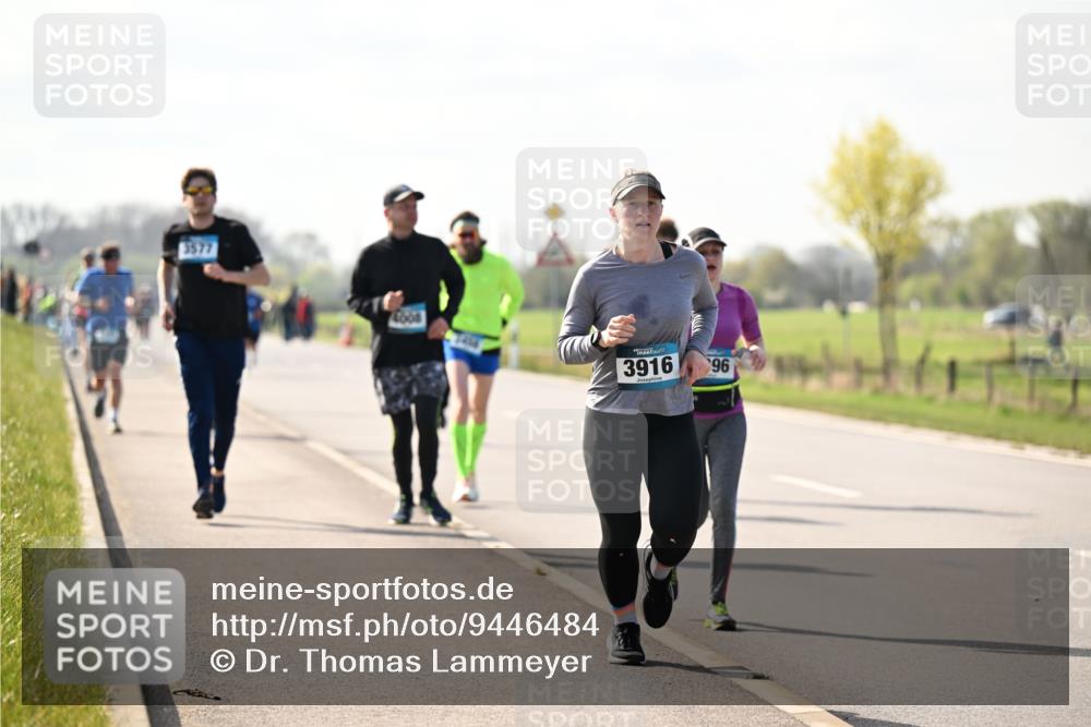 12.04.2026 - 45. Internationalen Wilhelmsburger Insellauf Dr. Thomas Lammeyer http://msf.ph/oto/9446484 12.04.2026 10:26:47 Laufen 3577, 3916, 96 meine-sportfotos.de