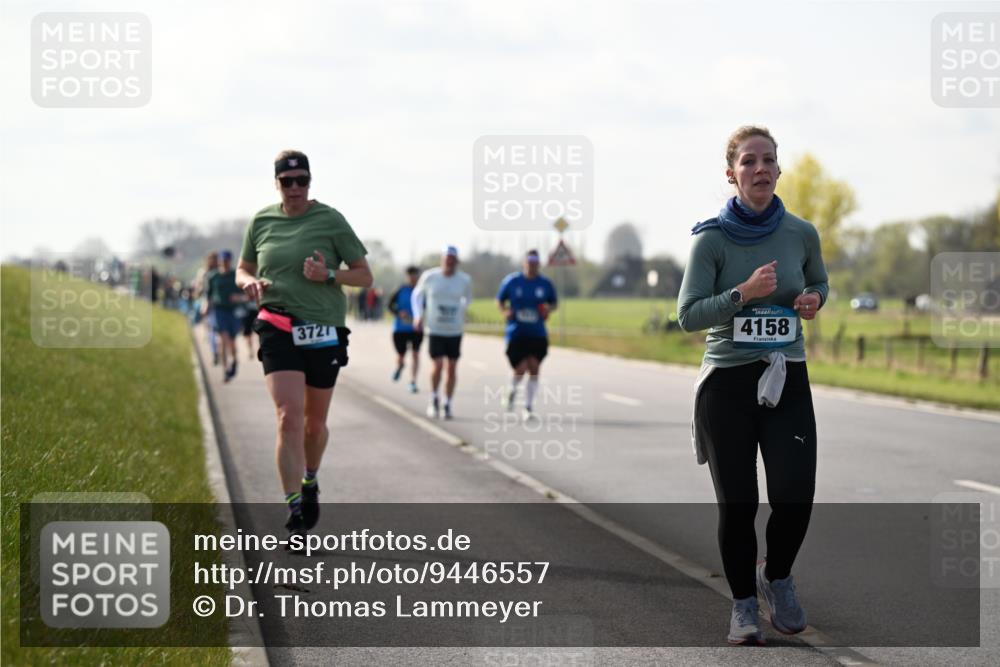12.04.2026 - 45. Internationalen Wilhelmsburger Insellauf Dr. Thomas Lammeyer http://msf.ph/oto/9446557 12.04.2026 10:27:01 Laufen 3727, 4158 meine-sportfotos.de