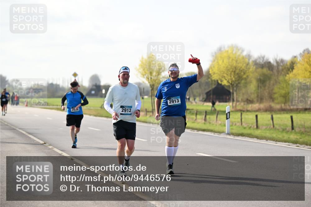 12.04.2026 - 45. Internationalen Wilhelmsburger Insellauf Dr. Thomas Lammeyer http://msf.ph/oto/9446576 12.04.2026 10:27:07 Laufen 2912, 2913 meine-sportfotos.de