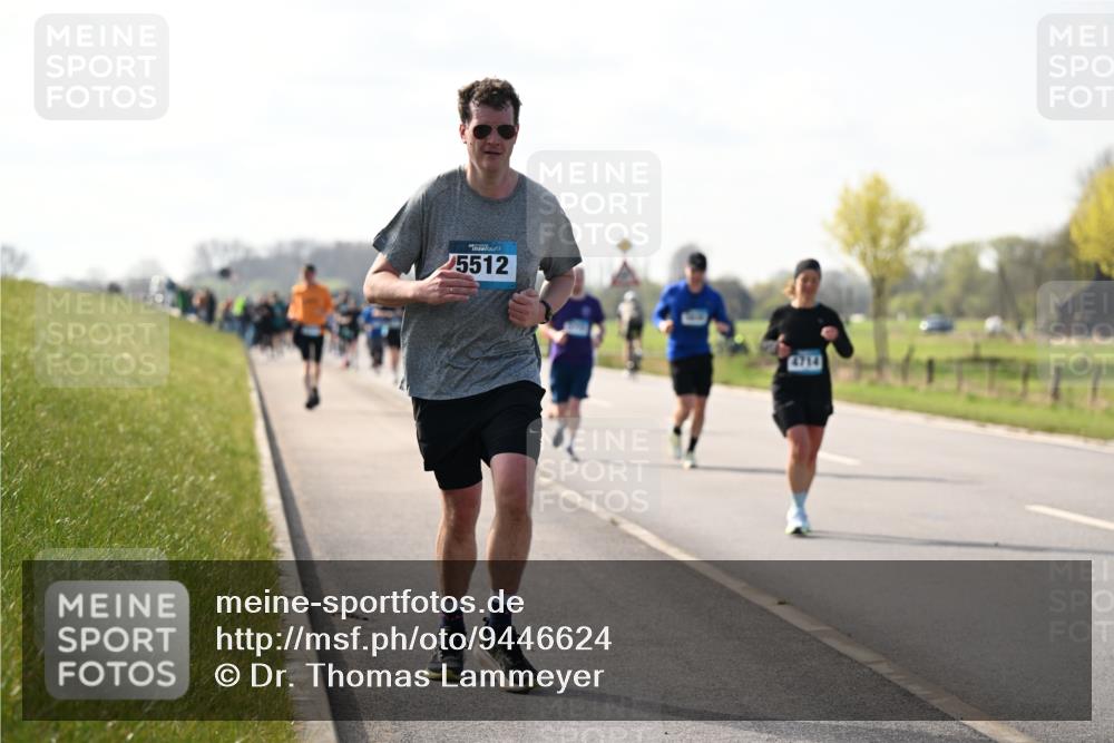 12.04.2026 - 45. Internationalen Wilhelmsburger Insellauf Dr. Thomas Lammeyer http://msf.ph/oto/9446624 12.04.2026 10:27:23 Laufen 5512, 4714 meine-sportfotos.de