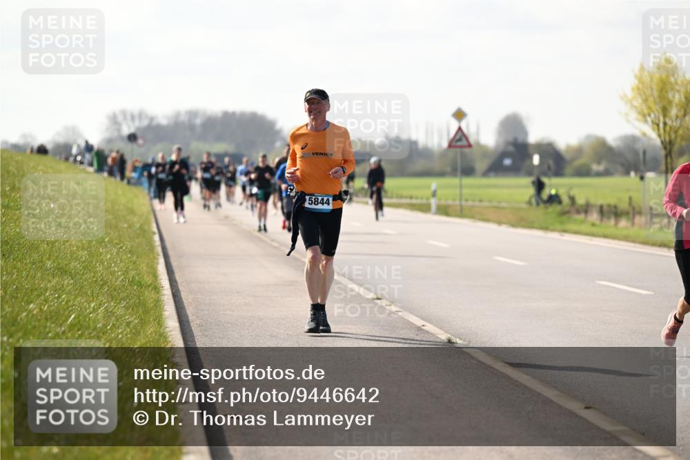 12.04.2026 - 45. Internationalen Wilhelmsburger Insellauf Dr. Thomas Lammeyer http://msf.ph/oto/9446642 12.04.2026 10:27:29 Laufen 5844 meine-sportfotos.de