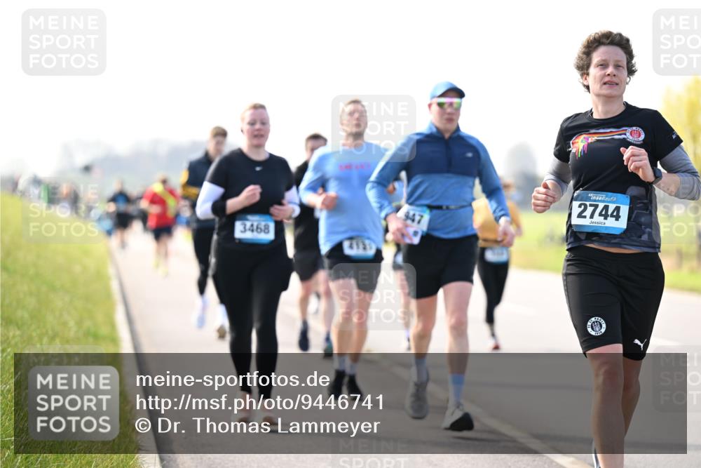 12.04.2026 - 45. Internationalen Wilhelmsburger Insellauf Dr. Thomas Lammeyer http://msf.ph/oto/9446741 12.04.2026 10:27:52 Laufen 3468, 947, 2744, 1910 meine-sportfotos.de