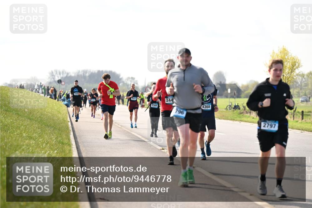 12.04.2026 - 45. Internationalen Wilhelmsburger Insellauf Dr. Thomas Lammeyer http://msf.ph/oto/9446778 12.04.2026 10:27:59 Laufen 4442, 2915, 2308, 244, 796, 4368, 2797 meine-sportfotos.de