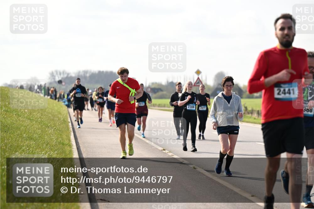 12.04.2026 - 45. Internationalen Wilhelmsburger Insellauf Dr. Thomas Lammeyer http://msf.ph/oto/9446797 12.04.2026 10:28:02 Laufen 2915, 2308, 2977, 367, 2441, 368 meine-sportfotos.de