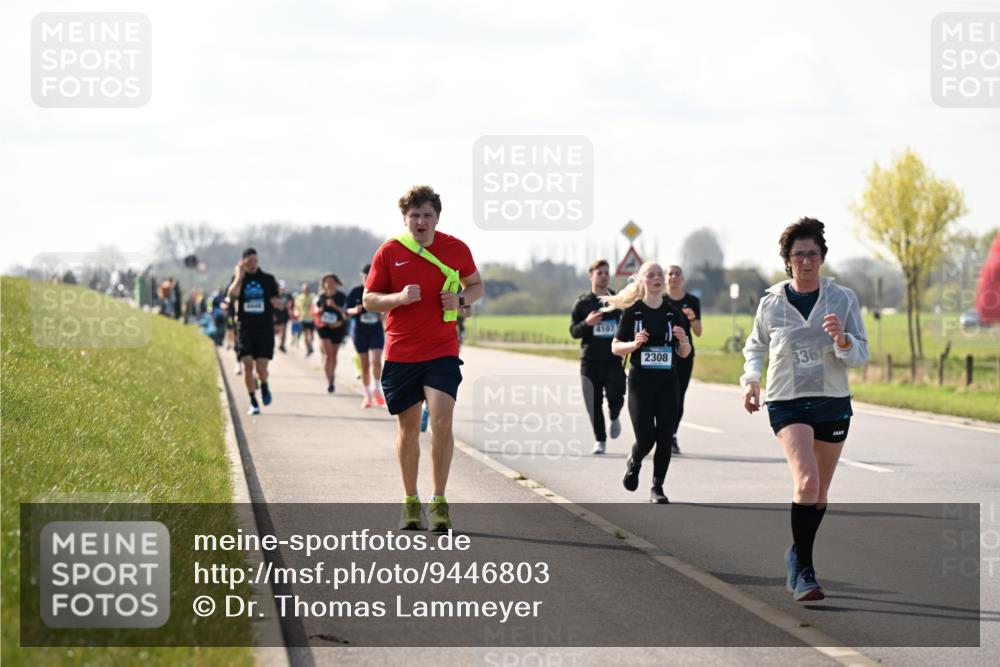 12.04.2026 - 45. Internationalen Wilhelmsburger Insellauf Dr. Thomas Lammeyer http://msf.ph/oto/9446803 12.04.2026 10:28:03 Laufen 4107, 2308, 3367 meine-sportfotos.de