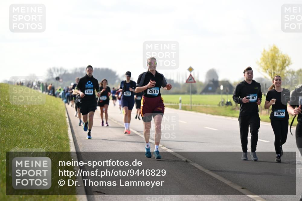 12.04.2026 - 45. Internationalen Wilhelmsburger Insellauf Dr. Thomas Lammeyer http://msf.ph/oto/9446829 12.04.2026 10:28:07 Laufen 4448, 4927, 2915, 4107, 2977 meine-sportfotos.de