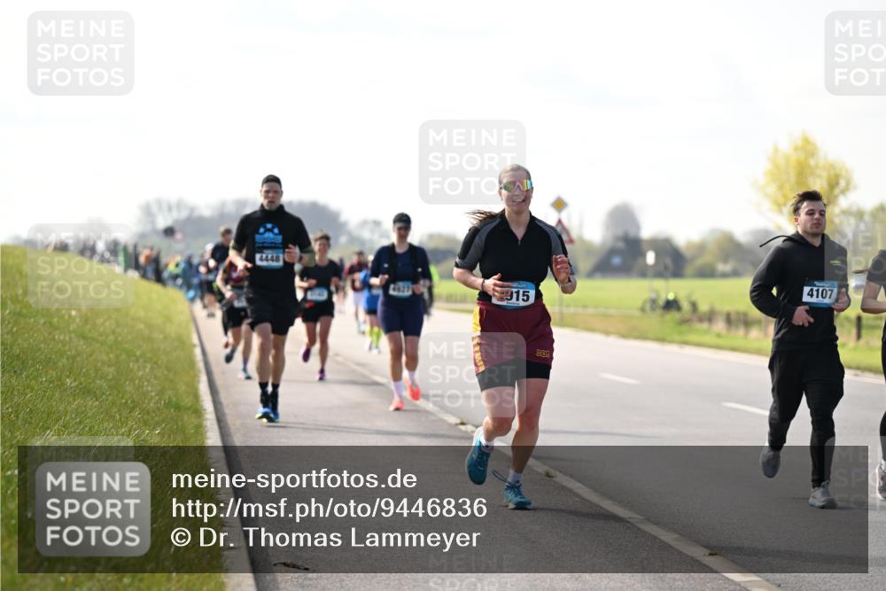12.04.2026 - 45. Internationalen Wilhelmsburger Insellauf Dr. Thomas Lammeyer http://msf.ph/oto/9446836 12.04.2026 10:28:08 Laufen 4448, 4997, 15, 4107 meine-sportfotos.de