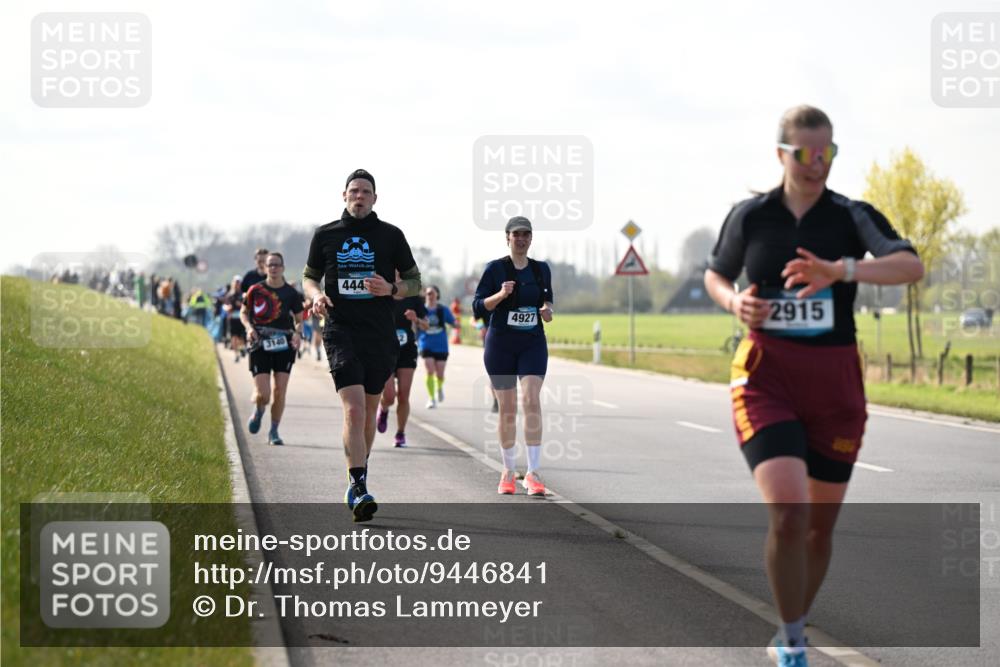 12.04.2026 - 45. Internationalen Wilhelmsburger Insellauf Dr. Thomas Lammeyer http://msf.ph/oto/9446841 12.04.2026 10:28:10 Laufen 444, 4927, 2915 meine-sportfotos.de