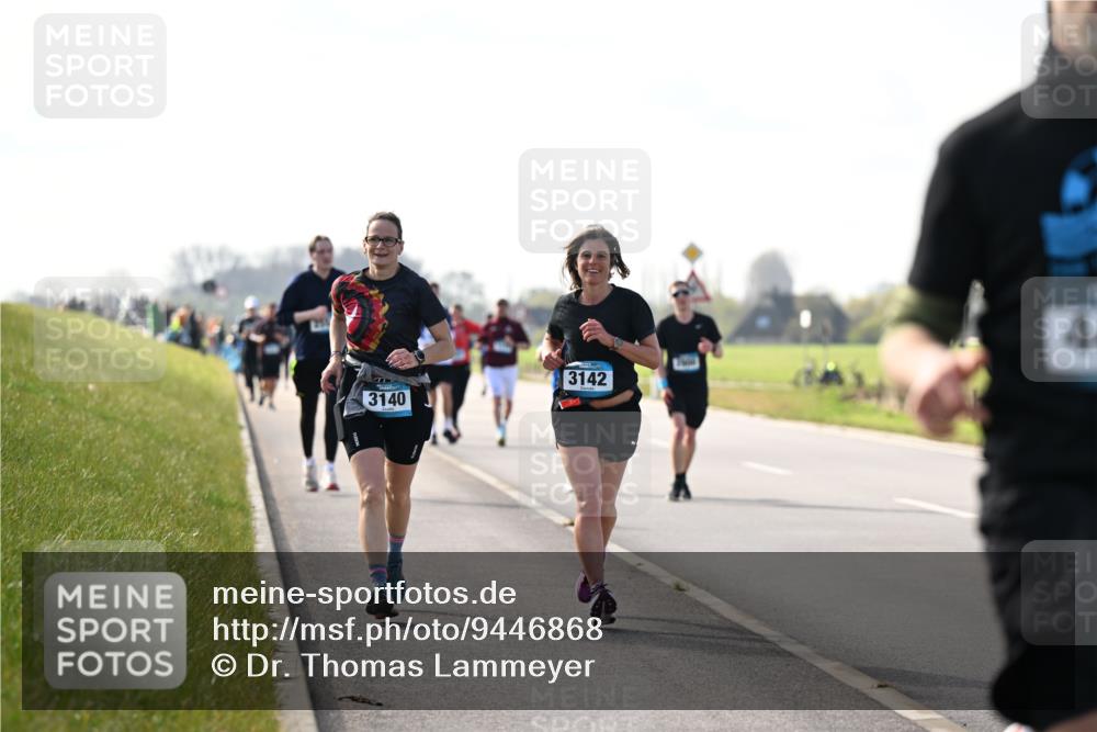 12.04.2026 - 45. Internationalen Wilhelmsburger Insellauf Dr. Thomas Lammeyer http://msf.ph/oto/9446868 12.04.2026 10:28:14 Laufen 3142, 3140 meine-sportfotos.de