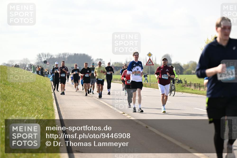 12.04.2026 - 45. Internationalen Wilhelmsburger Insellauf Dr. Thomas Lammeyer http://msf.ph/oto/9446908 12.04.2026 10:28:21 Laufen 2417, 3723, 280, 5319, 2553 meine-sportfotos.de