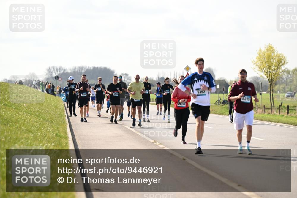 12.04.2026 - 45. Internationalen Wilhelmsburger Insellauf Dr. Thomas Lammeyer http://msf.ph/oto/9446921 12.04.2026 10:28:23 Laufen 2754, 2417, 3723, 3753, 2808, 5352, 5319 meine-sportfotos.de