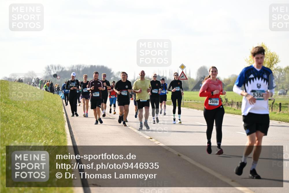 12.04.2026 - 45. Internationalen Wilhelmsburger Insellauf Dr. Thomas Lammeyer http://msf.ph/oto/9446935 12.04.2026 10:28:25 Laufen 3658, 38, 3754, 3723, 3798, 2417, 2930, 28, 2753, 2808, 5352 meine-sportfotos.de
