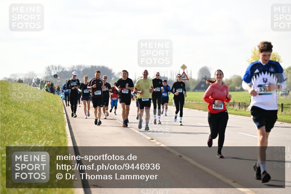 12.04.2026 - 45. Internationalen Wilhelmsburger Insellauf Dr. Thomas Lammeyer http://msf.ph/oto/9446936 12.04.2026 10:28:25 Laufen 3658, 2417, 3723, 37994, 4203, 3753, 2808, 535 meine-sportfotos.de