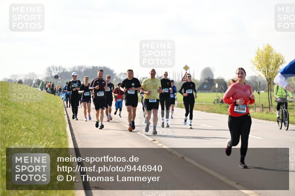 12.04.2026 - 45. Internationalen Wilhelmsburger Insellauf Dr. Thomas Lammeyer http://msf.ph/oto/9446940 12.04.2026 10:28:26 Laufen 3658, 3059, 2417, 1930, 3723, 4289, 3754, 3753, 2808 meine-sportfotos.de