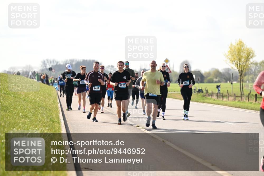 12.04.2026 - 45. Internationalen Wilhelmsburger Insellauf Dr. Thomas Lammeyer http://msf.ph/oto/9446952 12.04.2026 10:28:27 Laufen 3658, 305, 2417, 1930, 3723, 3753 meine-sportfotos.de