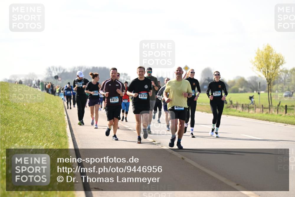 12.04.2026 - 45. Internationalen Wilhelmsburger Insellauf Dr. Thomas Lammeyer http://msf.ph/oto/9446956 12.04.2026 10:28:28 Laufen 3658, 059, 2417, 3723, 14930, 4285, 38, 38, 3753 meine-sportfotos.de