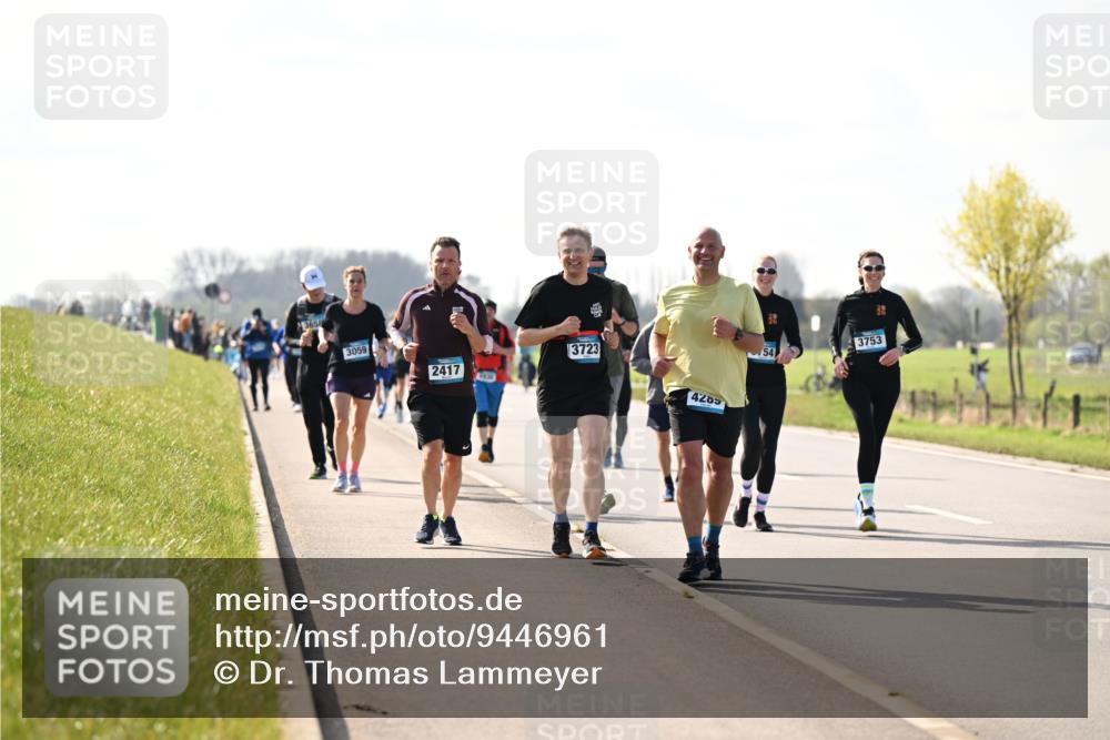 12.04.2026 - 45. Internationalen Wilhelmsburger Insellauf Dr. Thomas Lammeyer http://msf.ph/oto/9446961 12.04.2026 10:28:29 Laufen 3059, 2417, 3723, 4265, 38, 28, 3753, 54 meine-sportfotos.de
