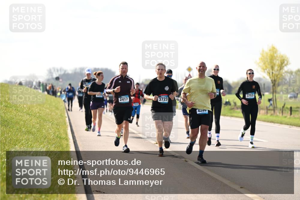 12.04.2026 - 45. Internationalen Wilhelmsburger Insellauf Dr. Thomas Lammeyer http://msf.ph/oto/9446965 12.04.2026 10:28:29 Laufen 2417, 3723, 4289, 3753 meine-sportfotos.de