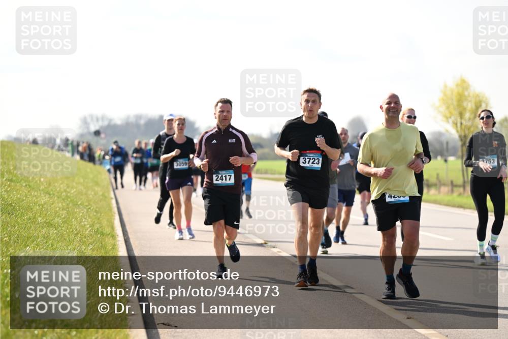 12.04.2026 - 45. Internationalen Wilhelmsburger Insellauf Dr. Thomas Lammeyer http://msf.ph/oto/9446973 12.04.2026 10:28:31 Laufen 3059, 2417, 3723, 4215, 2753 meine-sportfotos.de
