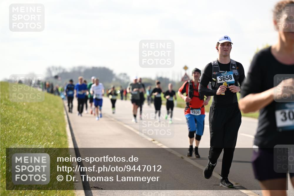 12.04.2026 - 45. Internationalen Wilhelmsburger Insellauf Dr. Thomas Lammeyer http://msf.ph/oto/9447012 12.04.2026 10:28:37 Laufen 2930, 3658, 30 meine-sportfotos.de