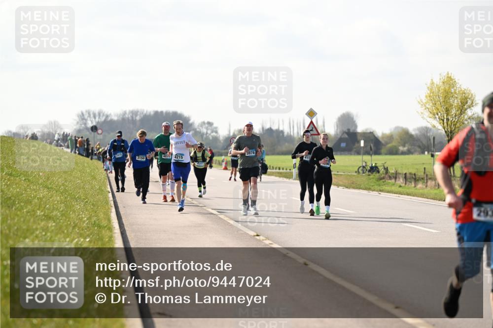 12.04.2026 - 45. Internationalen Wilhelmsburger Insellauf Dr. Thomas Lammeyer http://msf.ph/oto/9447024 12.04.2026 10:28:39 Laufen 2418, 3150, 407, 4215, 4577, 293 meine-sportfotos.de