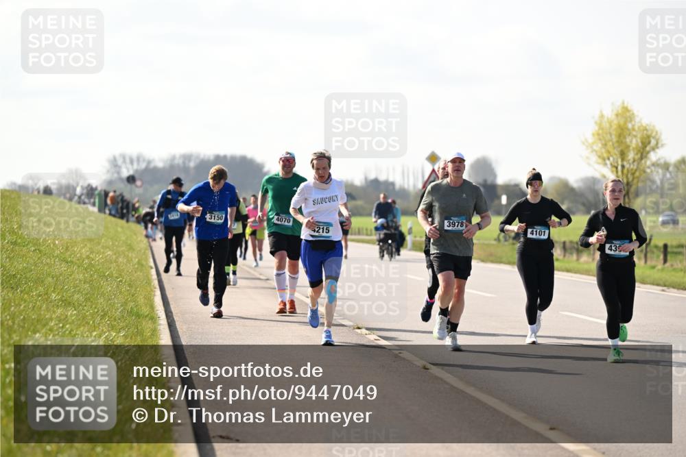 12.04.2026 - 45. Internationalen Wilhelmsburger Insellauf Dr. Thomas Lammeyer http://msf.ph/oto/9447049 12.04.2026 10:28:43 Laufen 3978, 3150, 4070, 4101, 215, 43 meine-sportfotos.de