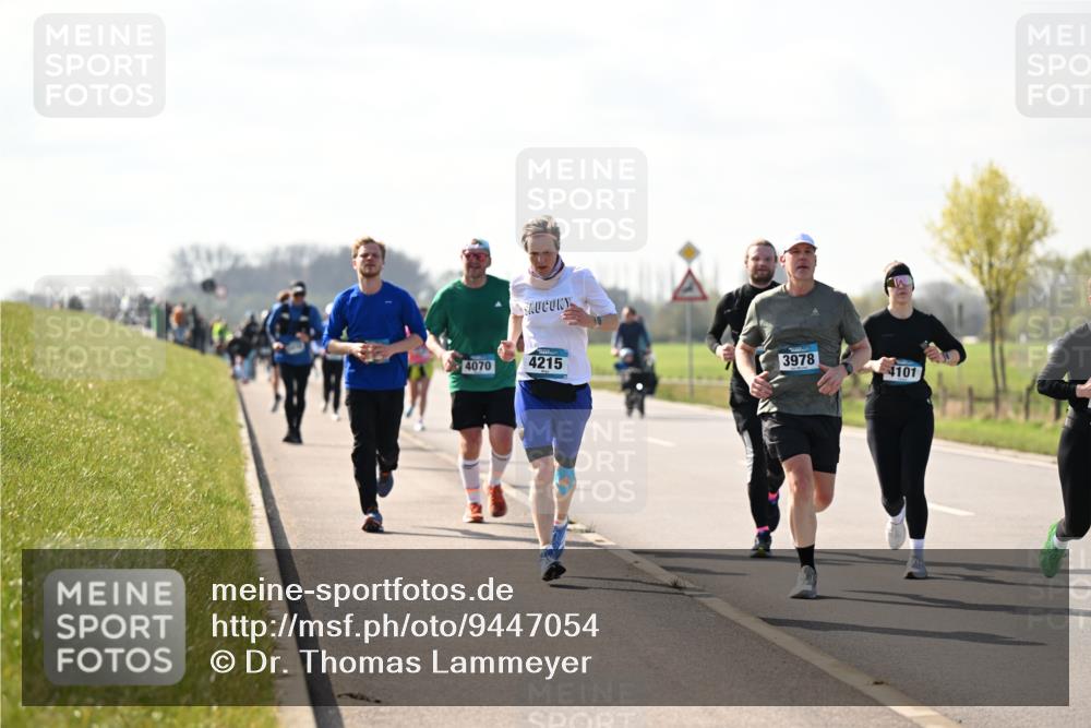 12.04.2026 - 45. Internationalen Wilhelmsburger Insellauf Dr. Thomas Lammeyer http://msf.ph/oto/9447054 12.04.2026 10:28:44 Laufen 4070, 4215, 3978, 4101 meine-sportfotos.de