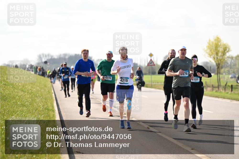 12.04.2026 - 45. Internationalen Wilhelmsburger Insellauf Dr. Thomas Lammeyer http://msf.ph/oto/9447056 12.04.2026 10:28:45 Laufen 4070, 4215, 5978, 4101 meine-sportfotos.de
