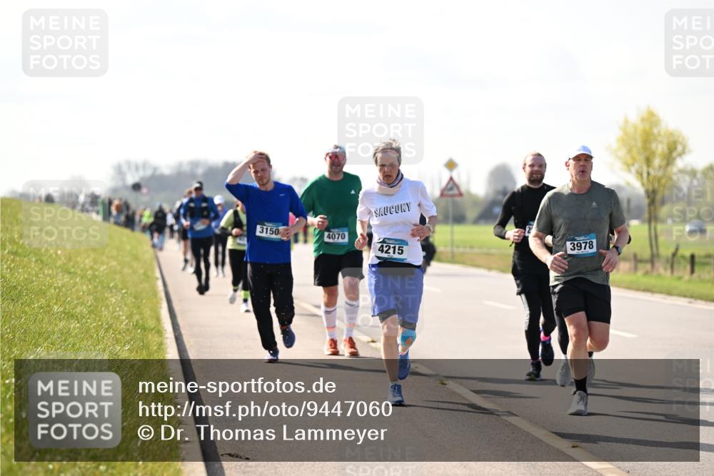 12.04.2026 - 45. Internationalen Wilhelmsburger Insellauf Dr. Thomas Lammeyer http://msf.ph/oto/9447060 12.04.2026 10:28:45 Laufen 3150, 4070, 4215, 3978 meine-sportfotos.de