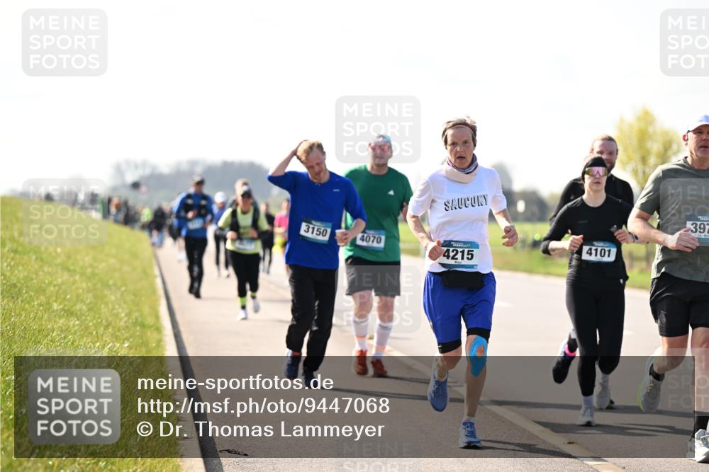 12.04.2026 - 45. Internationalen Wilhelmsburger Insellauf Dr. Thomas Lammeyer http://msf.ph/oto/9447068 12.04.2026 10:28:46 Laufen 3150, 4070, 4215, 4101, 397 meine-sportfotos.de