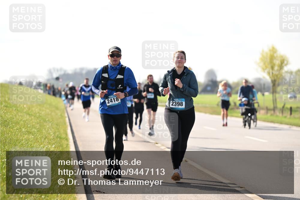 12.04.2026 - 45. Internationalen Wilhelmsburger Insellauf Dr. Thomas Lammeyer http://msf.ph/oto/9447113 12.04.2026 10:28:54 Laufen 2418, 2398 meine-sportfotos.de