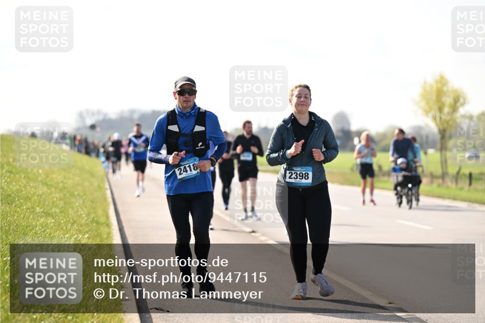 12.04.2026 - 45. Internationalen Wilhelmsburger Insellauf Dr. Thomas Lammeyer http://msf.ph/oto/9447115 12.04.2026 10:28:55 Laufen 2418, 2398 meine-sportfotos.de