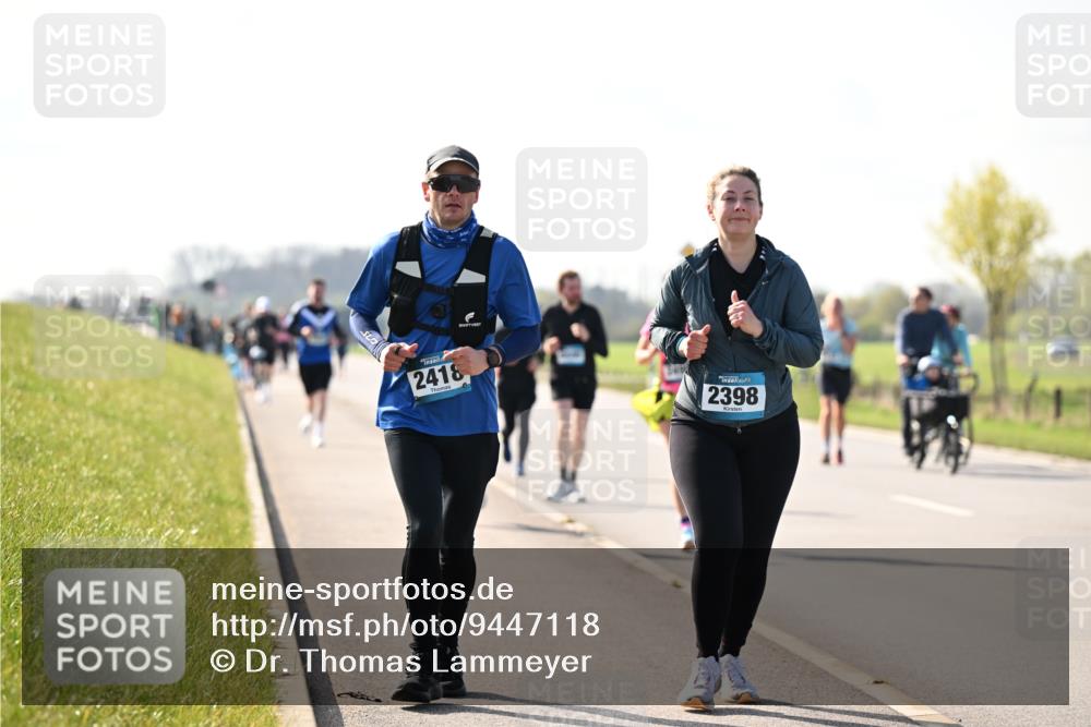 12.04.2026 - 45. Internationalen Wilhelmsburger Insellauf Dr. Thomas Lammeyer http://msf.ph/oto/9447118 12.04.2026 10:28:55 Laufen 2418, 2398 meine-sportfotos.de