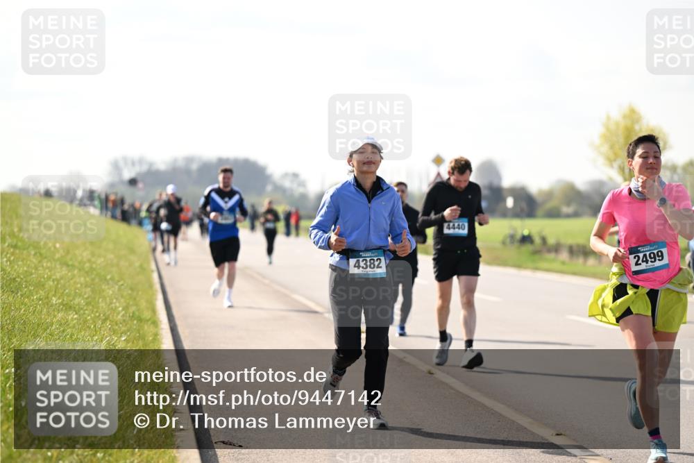 12.04.2026 - 45. Internationalen Wilhelmsburger Insellauf Dr. Thomas Lammeyer http://msf.ph/oto/9447142 12.04.2026 10:28:59 Laufen 4382, 4440, 2499 meine-sportfotos.de